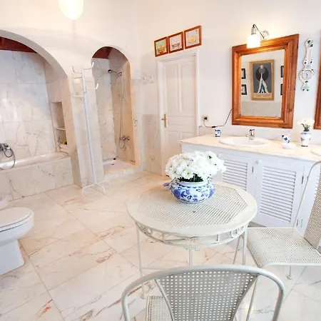 Casa Rural La Asomadita Country house *